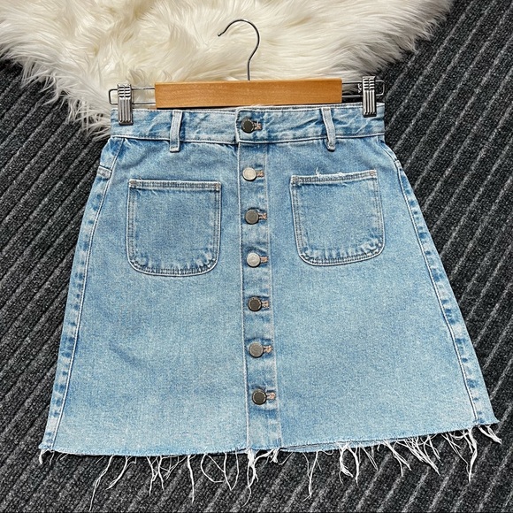ZARA Womens Denim Jean Mini Skirt Light Wash Button Front A-Line High Rise Small - Picture 4 of 12